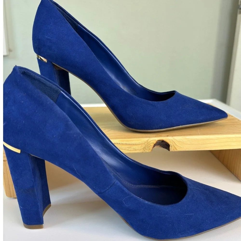 Marc New York Royal Blue Suede Pointed Toe Block Heel Pumps Gold Trim 10M
